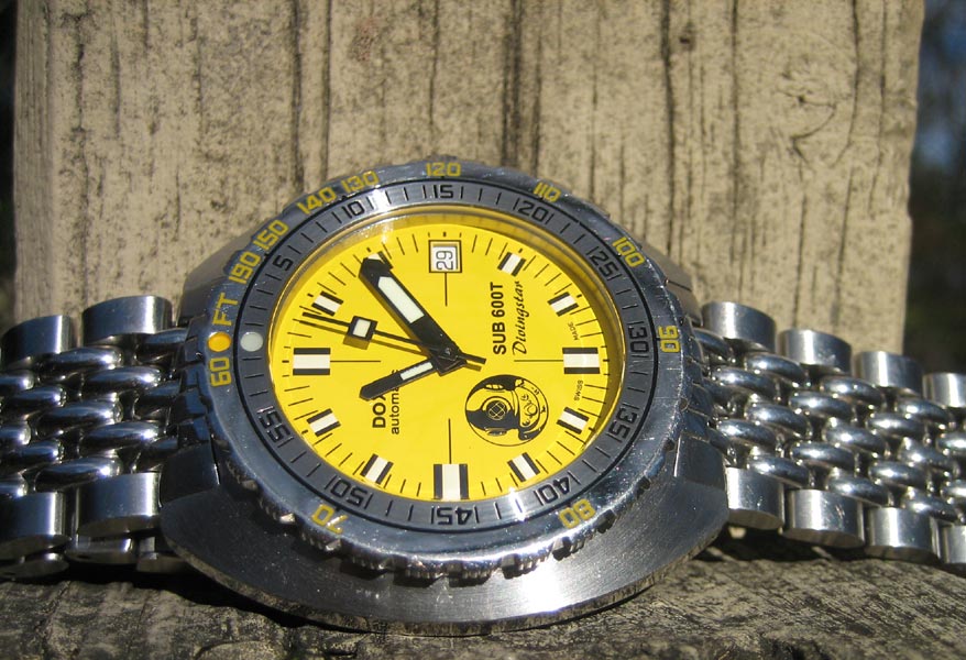 Doxa600TDivingstar_outside.jpg