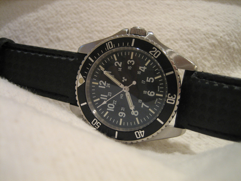 smallest dive watch